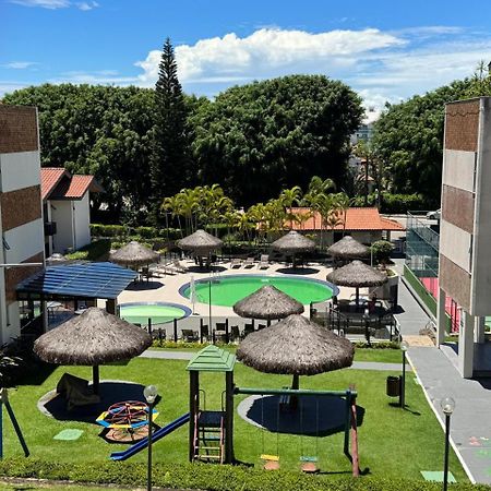 Apartamento De 3 Dormitorios Na Praia Brava - Condominio Curima Florianópolis Esterno foto